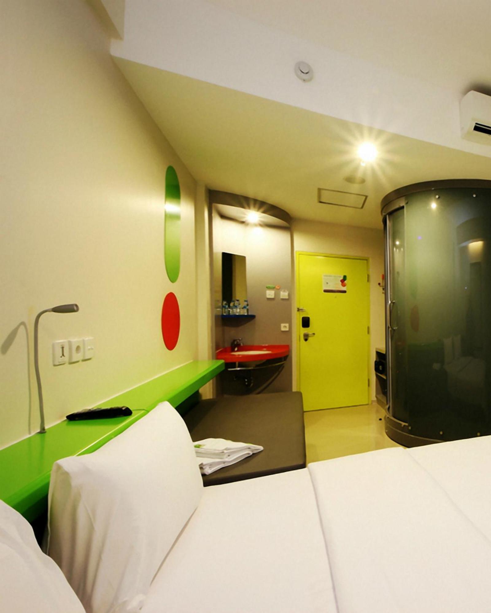 Pop! Hotel Airport Jakarta Tangerang Zewnętrze zdjęcie